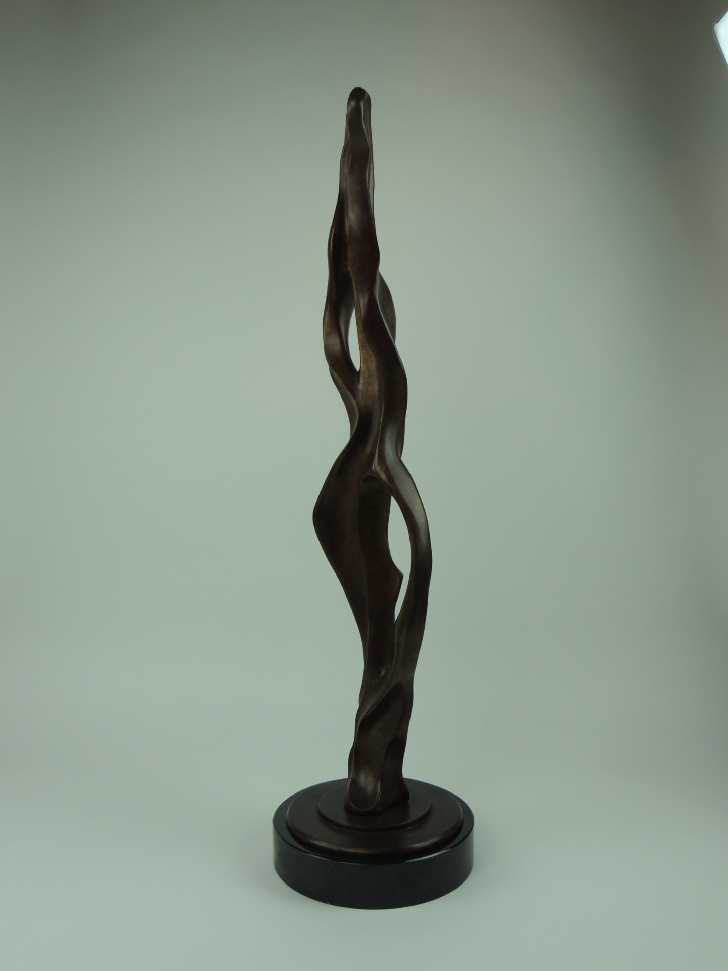 Ascending Figures, bronze sculpture, side view